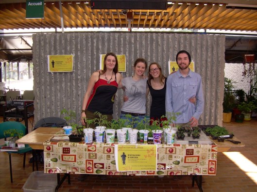 Équipe AliMaCulture. Sur la photographie, de gauche à droite: